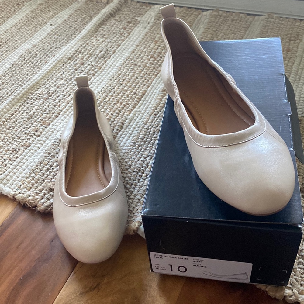 J Crew Flats